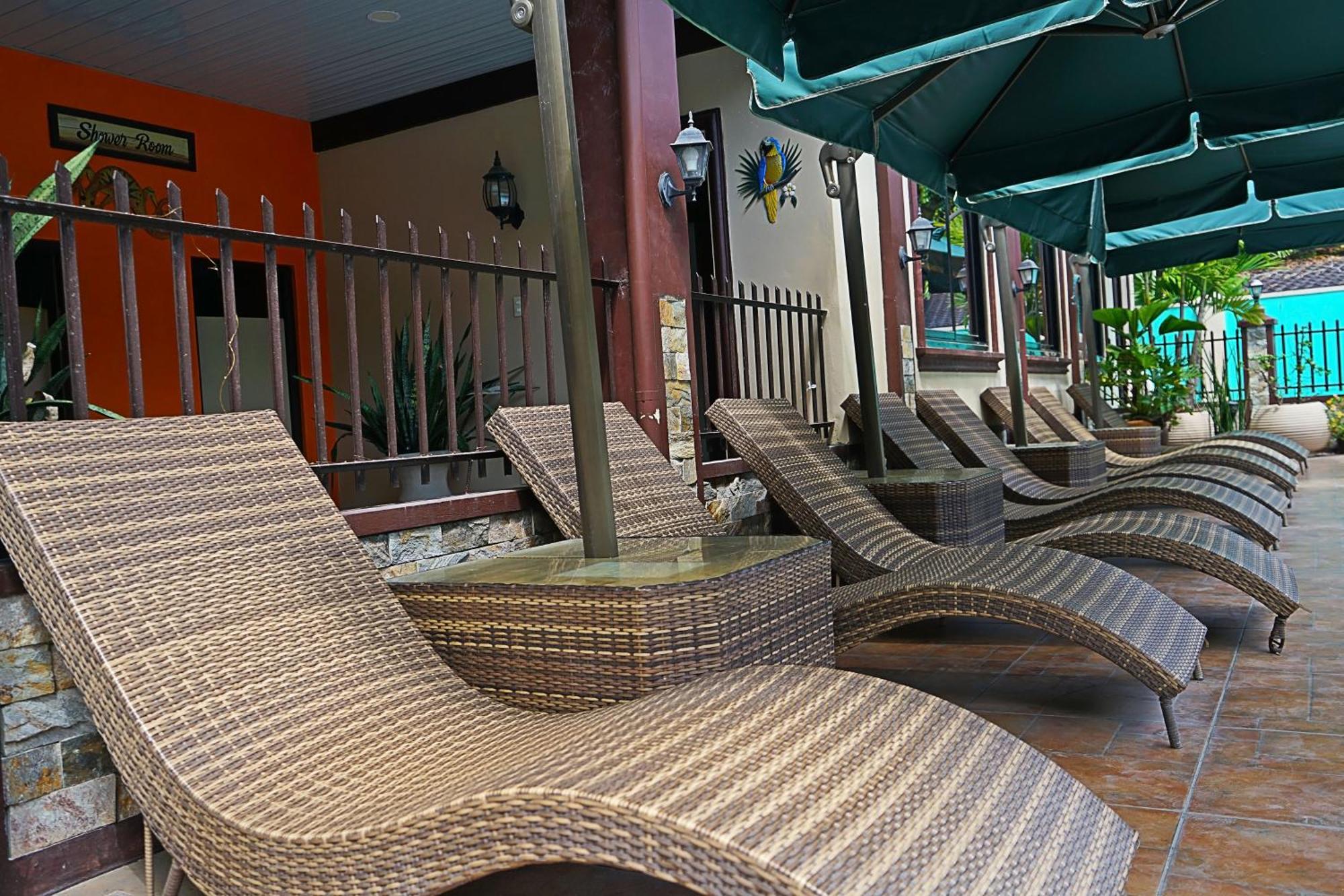 Naguilian Bella Vista Resort מראה חיצוני תמונה